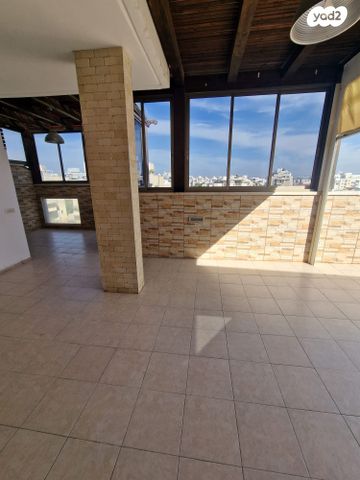 גג/ פנטהאוז, מחנה יהודה, פתח תקווה