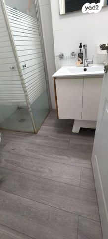 דירה, שרה 4, שער פלמר, תחנת רכבת השמונה, חיפה