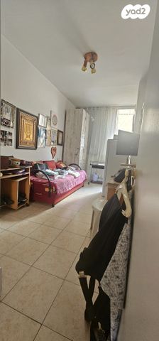 דירה, שפרינצק, מרכז, קרית עבודה, חולון