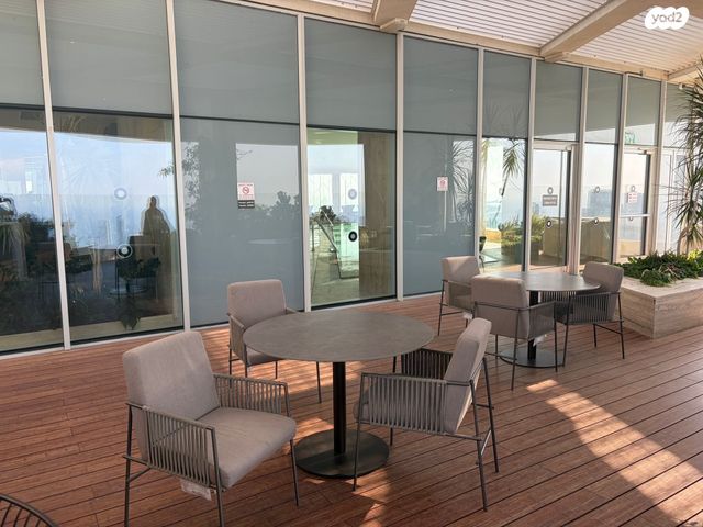 דירה, גרציאני יצחק, גני שרונה, קרית הממשלה, תל אביב יפו