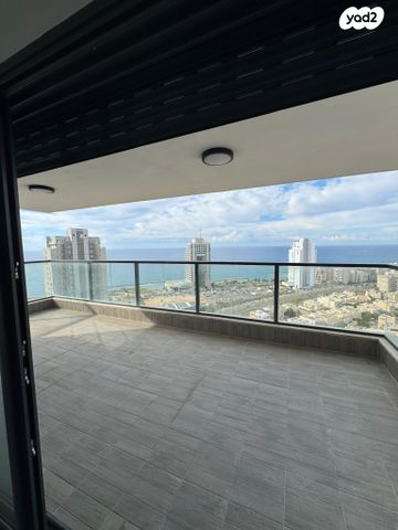 דירה, אמנון ליפקין שחק 3, נתניה