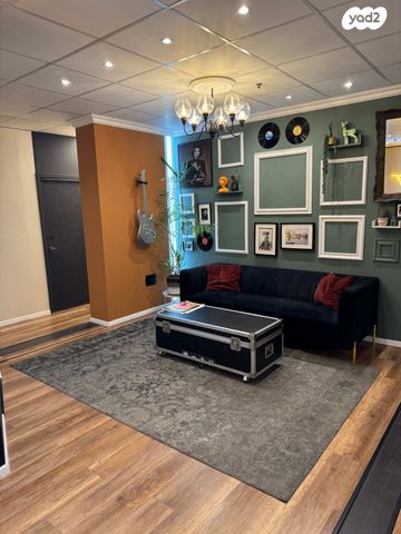 סטודיו, הברזל, עתידים, אזור התעסוקה רמת החייל, תל אביב יפו