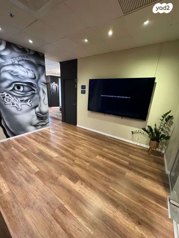 סטודיו, הברזל, עתידים, אזור התעסוקה רמת החייל, תל אביב יפו