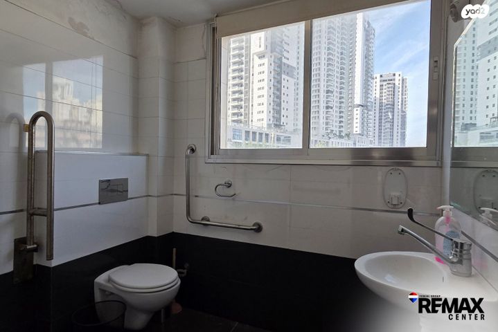 משרדים, הפלדה, אזור תעשיה, בת ים