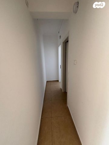 משרדים, שדרות בן גוריון 63, מרכז העיר, סביניה, הוותיקה, קרית ביאליק