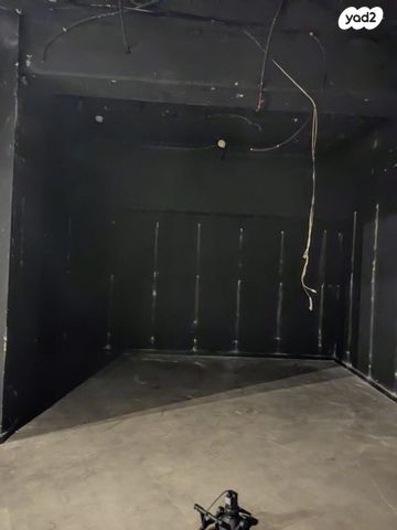 אולמות, אזור תעשיה גבעת שאול, ירושלים