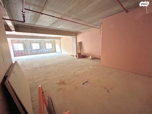 משרדים, האלוף יעקב פרי 1, רחובות