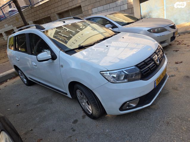 דאצ'יה לוגאן