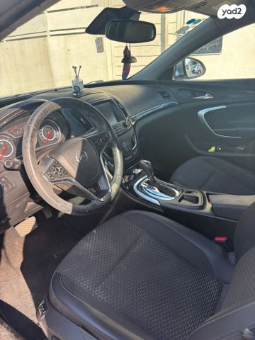 אופל אינסיגניה