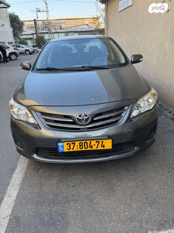 טויוטה קורולה
