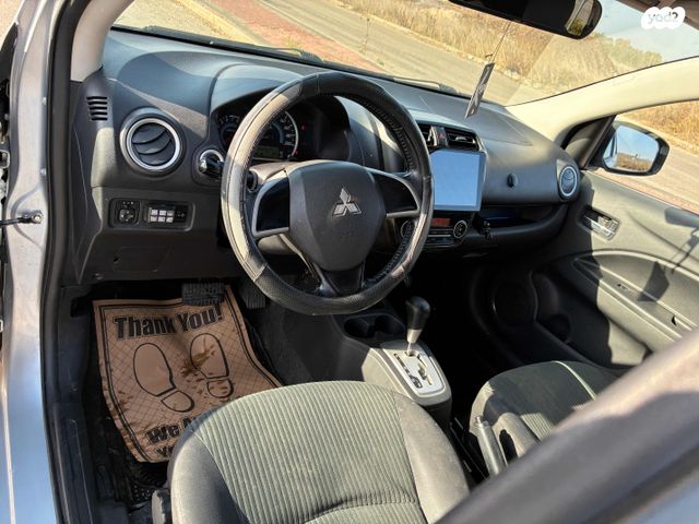 מודעת רכב מיצובישי אטראז'