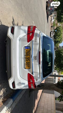 ניסאן סנטרה