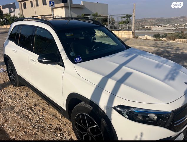 מודעת רכב מרצדס-בנץ EQB