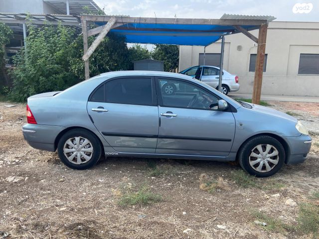 טויוטה קורולה