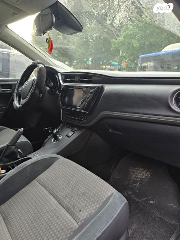 טויוטה אוריס