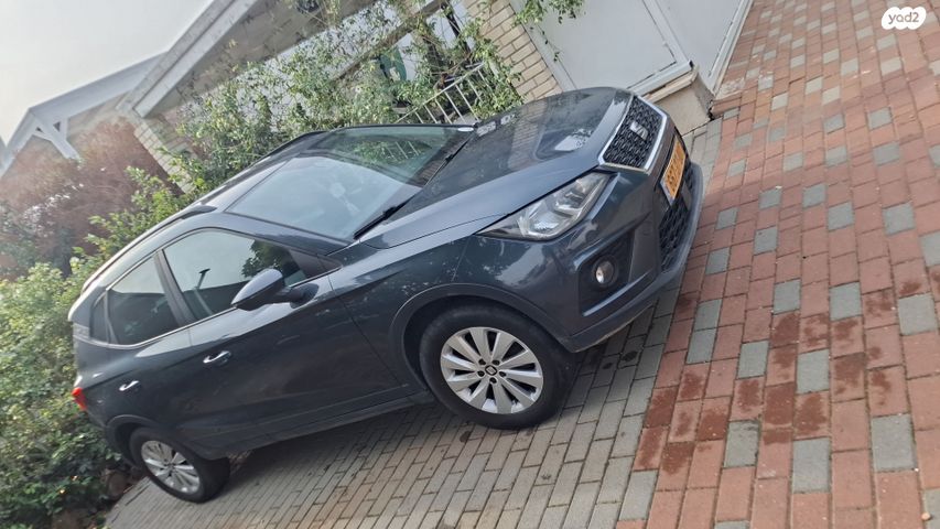 מודעת רכב סיאט ארונה