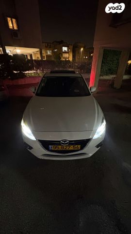 מודעת רכב מאזדה 3