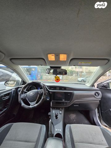 טויוטה אוריס