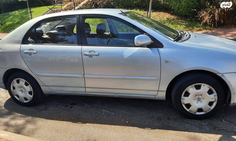 טויוטה קורולה