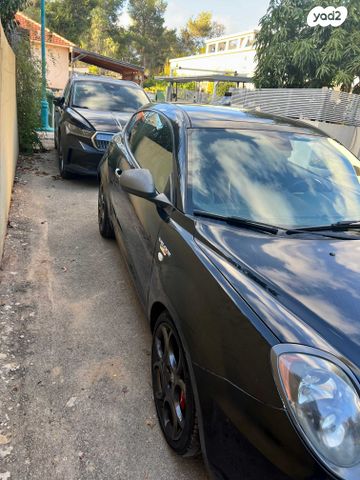 אלפא רומיאו מיטו