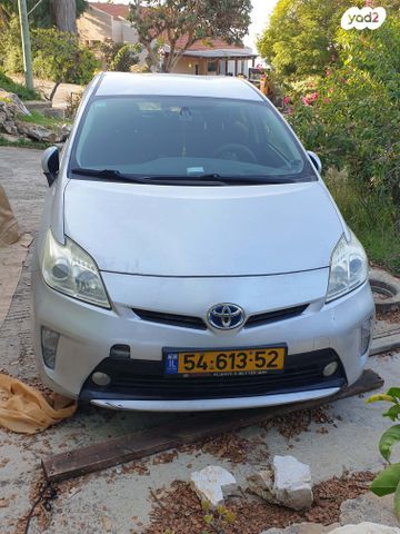 מודעת רכב טויוטה פריוס