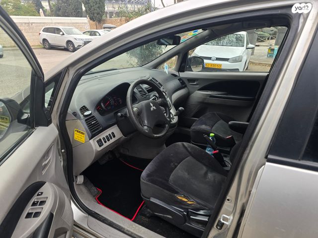 מודעת רכב מיצובישי גרנדיס