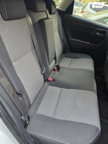 טויוטה אוריס