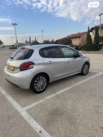 מודעת רכב פיג'ו 208