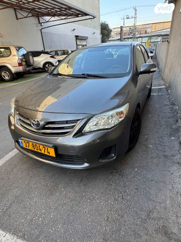 טויוטה קורולה