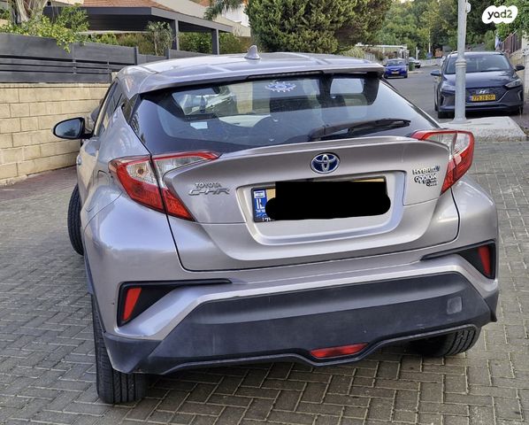 טויוטה C-HR