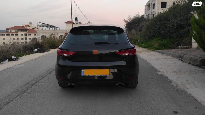 מודעת רכב סיאט לאון