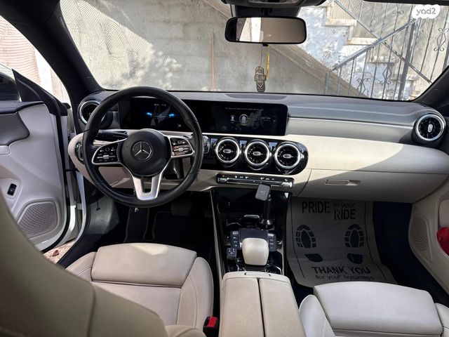 מרצדס-בנץ CLA