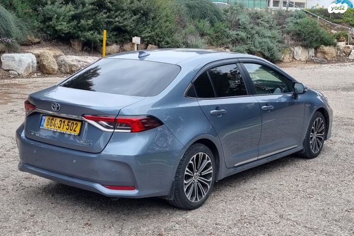 טויוטה קורולה