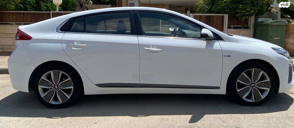 מודעת רכב יונדאי איוניק