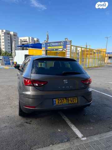 מודעת רכב סיאט לאון