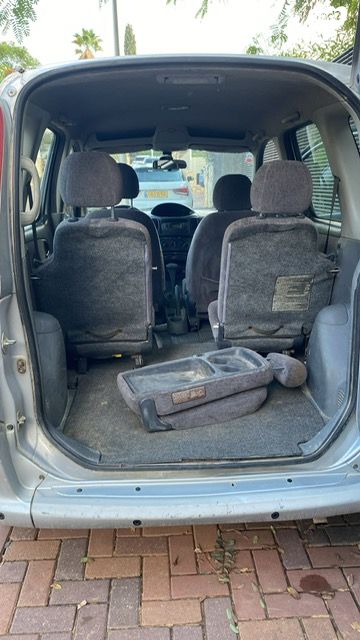 טויוטה יאריס