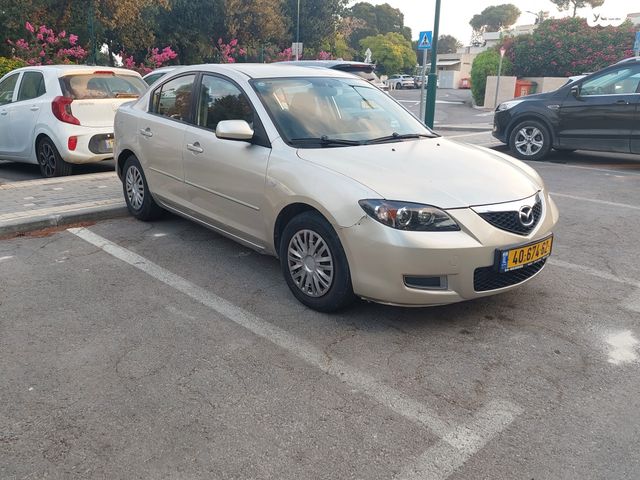 מאזדה 3