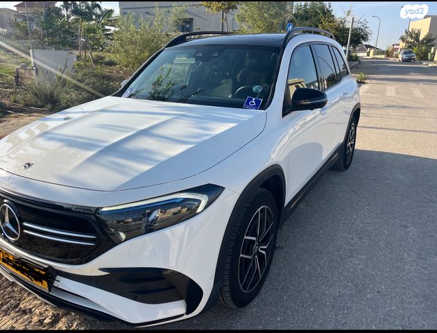 מרצדס-בנץ EQB