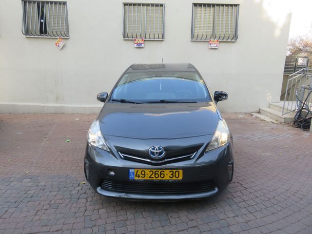 מודעת רכב טויוטה פריוס פלוס