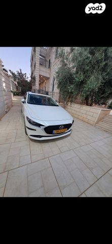 מאזדה 3