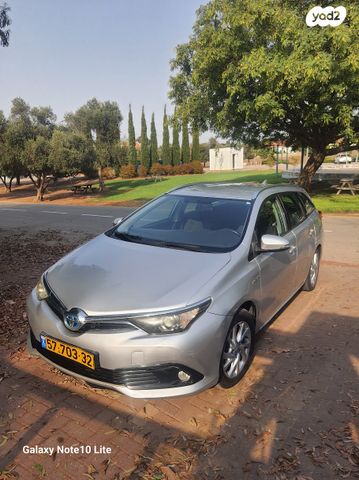 מודעת רכב טויוטה אוריס