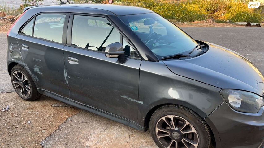 מודעת רכב אם ג'י MG3