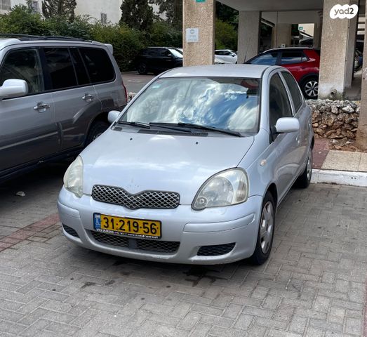 מודעת רכב טויוטה יאריס