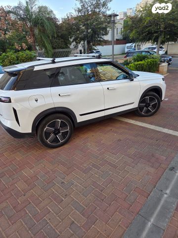 מודעת רכב ג'אקו J7