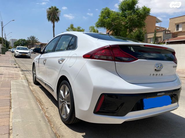 יונדאי איוניק