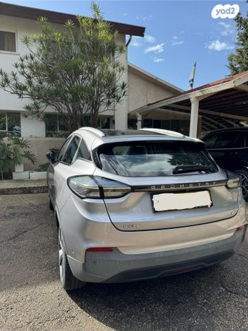 מודעת רכב ג׳ילי Geometry C