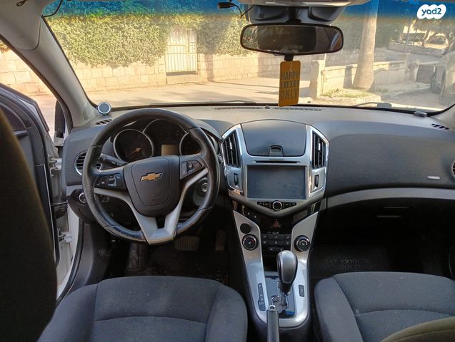 שברולט קרוז