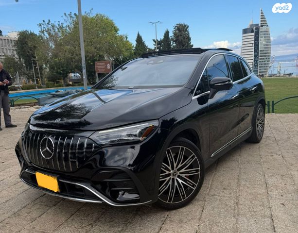 מרצדס-בנץ EQE SUV