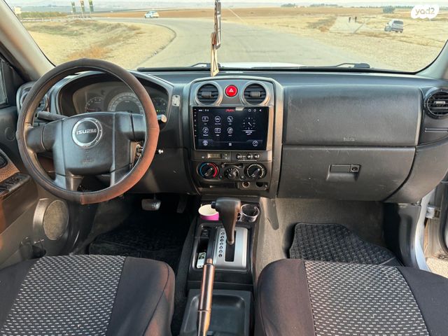 איסוזו די-מקס