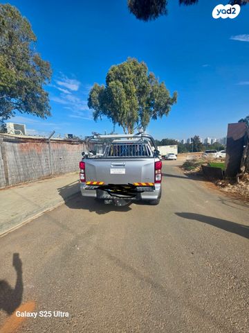 מודעת רכב איסוזו די-מקס